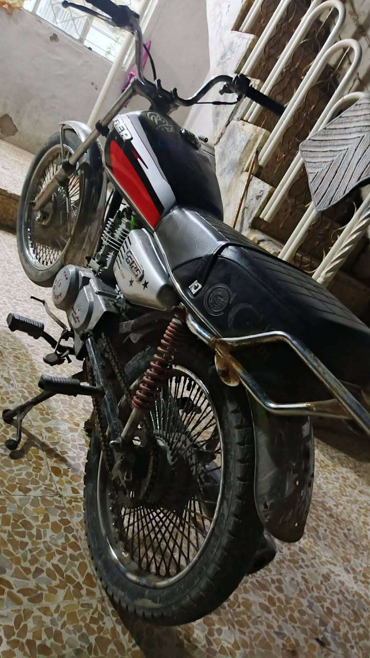 السلام عليكم اخوان ماطور بارت شغال كلشي مايعوزه.للبيع ومتوازي علا بيعته سعره 195وبيه مجال شراي خابرني ***********او راسلني واتساب
