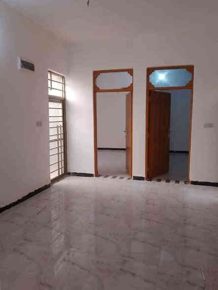 مكتب ولايه علي 

بيت للبيع المساحه 135 متر طابو زراعي بنيان جديد درجه اولى تستلم مباشر

اساس وسقف صب كونكريت مسلح بنيان طابوك جمهوري بورسلين وسيراميك تشاريف كامله

مبني فيه غرفتين نوم وصاله واستقبال ومطبخ وصحيات داخليه وخارجيه وطارمه ومكشوفه

العنوان شارع علكم ثاني بيت عن شارع العام

السعر المطلوب 55مليون وبيه مجال

للاستفسار اتصال أو واتس اب
***********
ابو علي العبدلي
