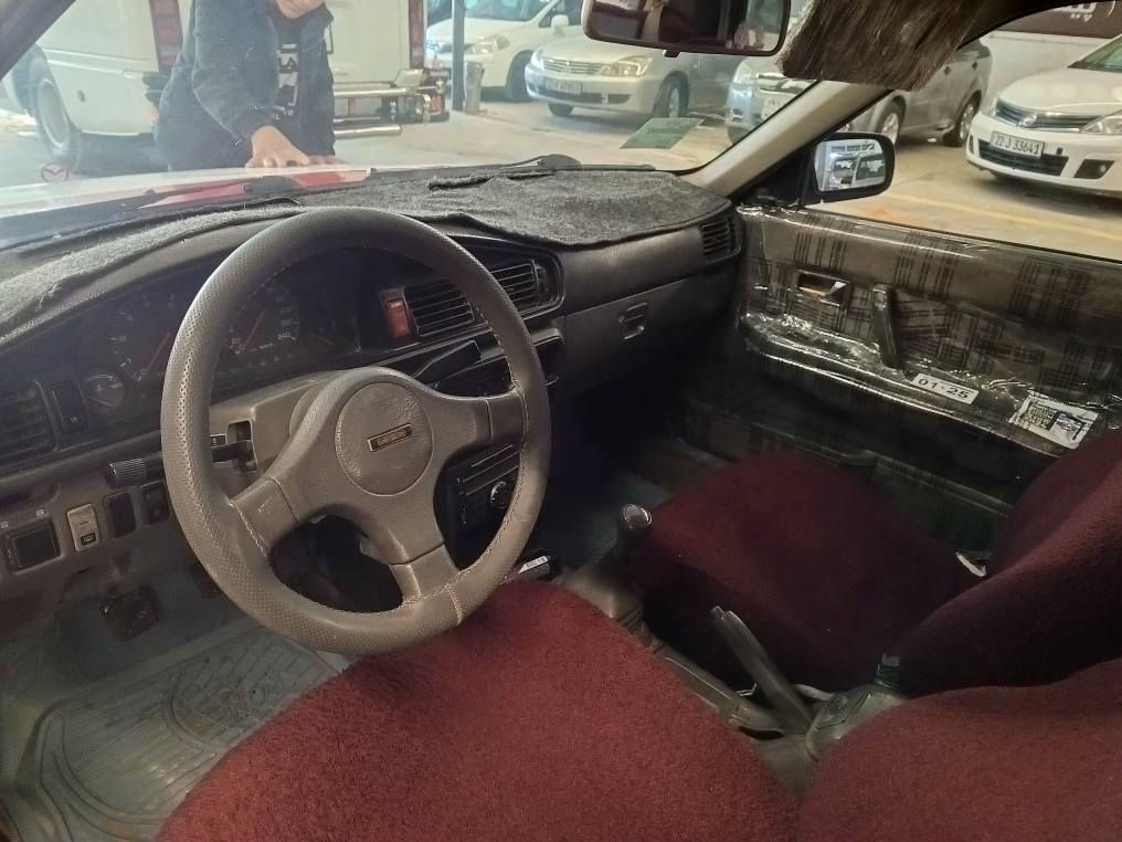 مازدابؤفرؤشتن هشتوبخ بئ ده عم گيرومكينه به شرت يك دينارمسره فى نيه چوارتايي تازه مؤديل90 سنويوژينگى تا2028تازه يه بس فرؤشنته سعرى 40معاملي كم *********** شومان, أربيل
