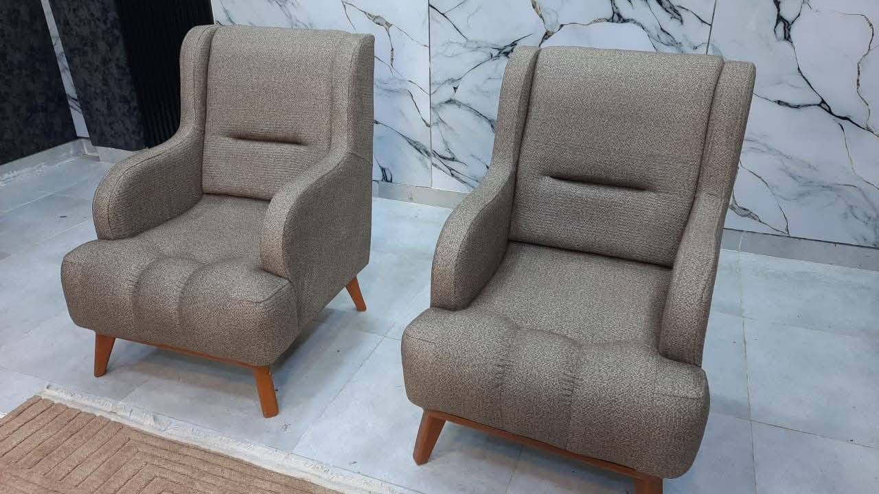 مديل جديد وحصري مودرن 
يوفر الراحة والاسترخاء 
قماش راقي جدا 
نوعيه الخشب بلوك قوي 
متانة قويه 
كل هذا 🔥🔥
فقط مليون و150 مع التوصيل
🥹لتواصل‪***********
