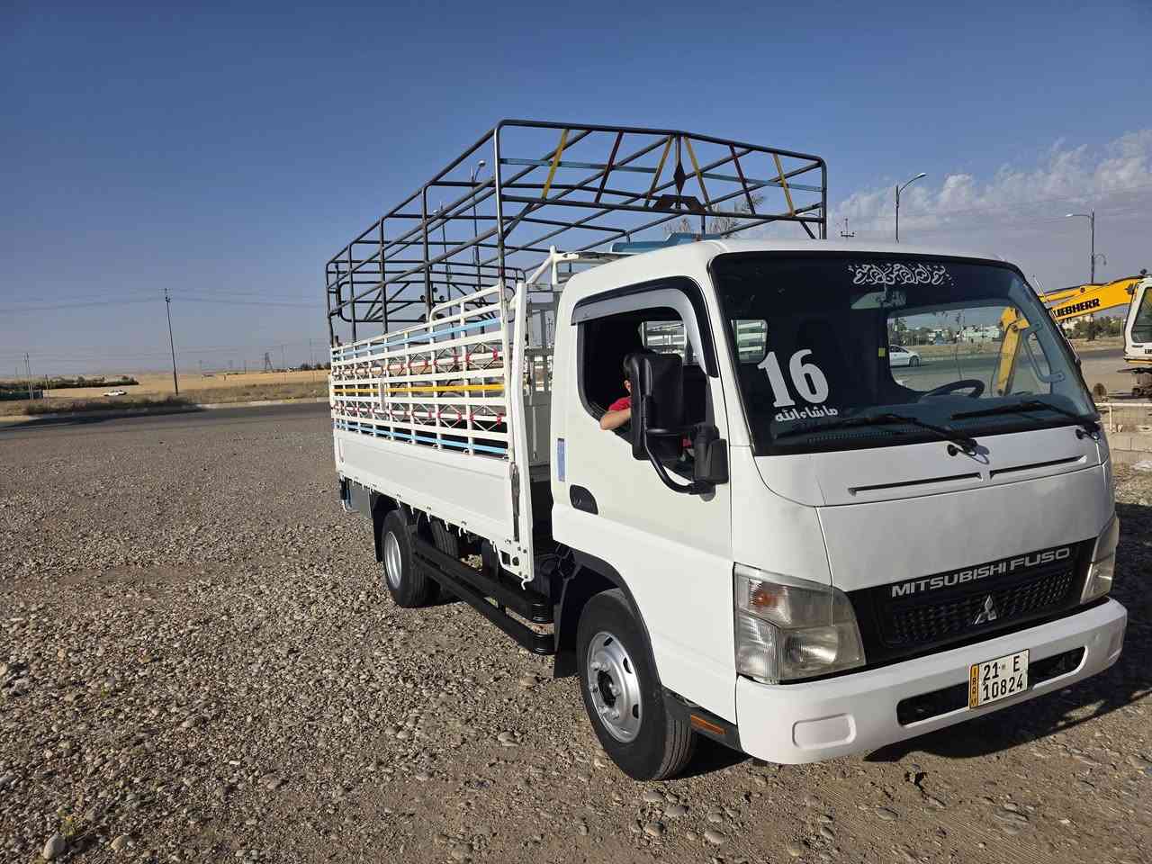 كنتر ٢٠١٦ تخم تايرات ١٧برجستون كير ومحرك واكسل شرط ممفتوح مكفول من كل نواحي جادر شتوي جديد شرط تحويل *********** عنوان كلار
