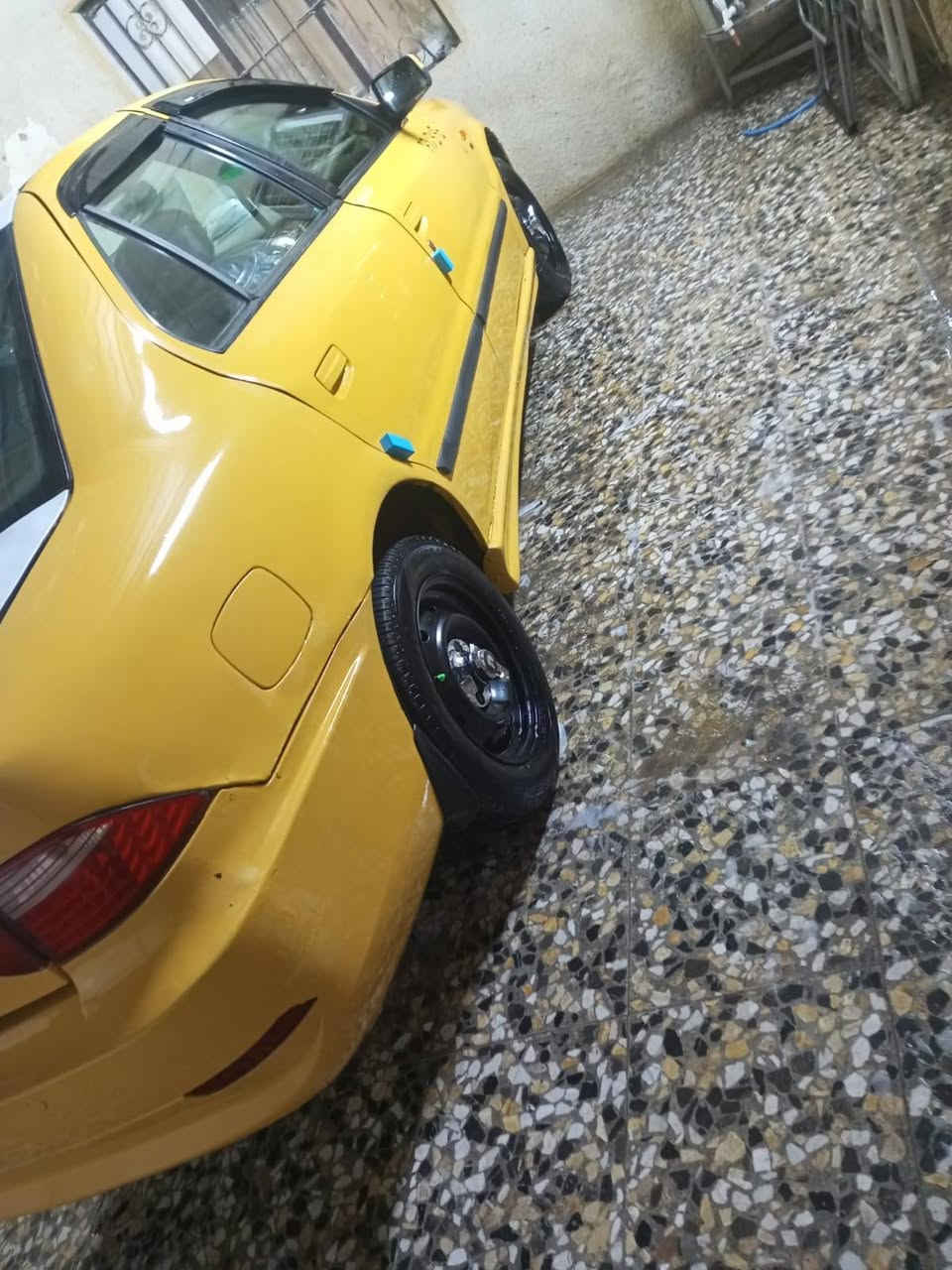 السلام عليكم سمند 2011 كير ومحرك مكفولات رقم بغداد هيئه مصفره بدون غرامات دوشمه جديدة كشنات النترا تخم تاير السعر المطلوب 38وبيها مجال بسيط للتواصل ***********
