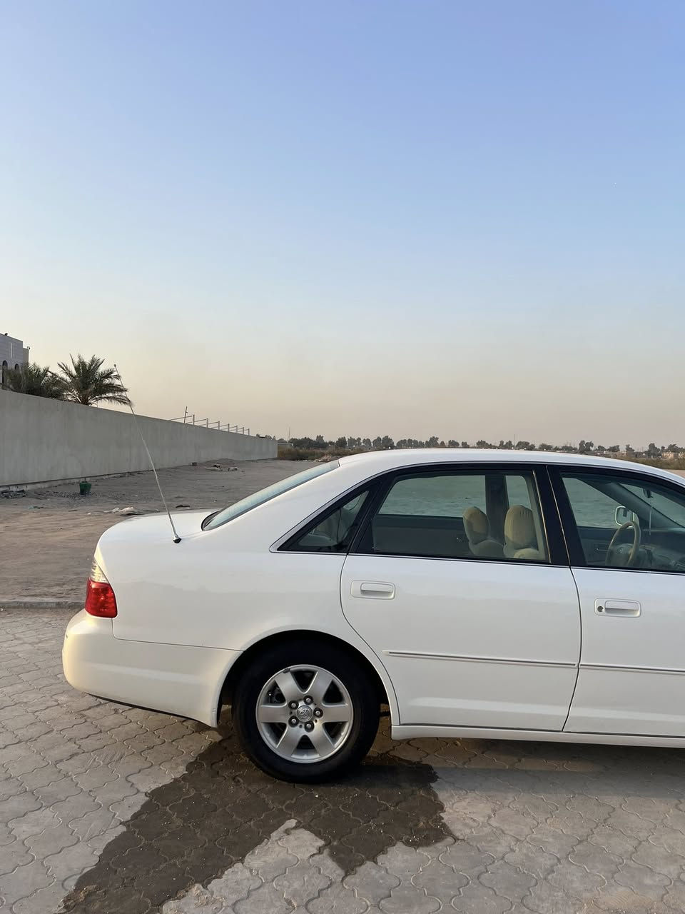 سلام عليكم للبيع اڤلون 2003زيرو كفاله عامه علاوضع الشركه سياره جديده حيل كفاله كص وضربه وصبغ وفتح كفاله حته دعامياتها من صبغ رقم اربيل بسمي تحويل ثاني يوم مكينه كير وحداديه زيرو بعدهن مكينه V6انسه صرف  دواخل جديده علاوضع شركه طخم تاير بلادي جديد وياكل اصلي بلادي سياره جاهزه من كلشي ماكو شي نقصها مكاني بصره السعر 130وبيها مجال قليل واني بل خدمه اتصل وتدلل***********
***********
