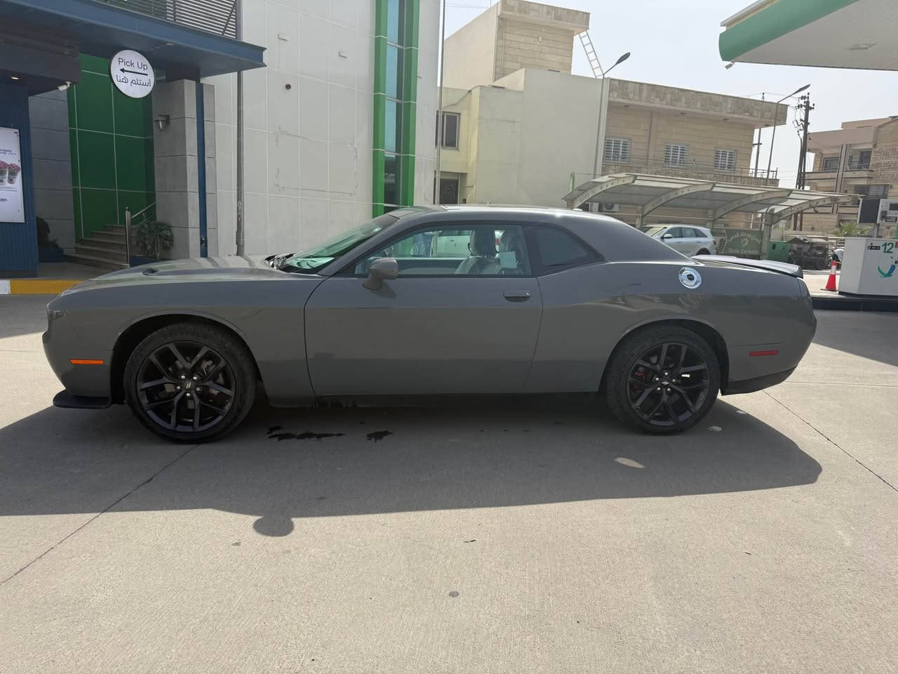 دوج جالنجر 
لون سمنتي
موديل ٢٠٢٣
مواصفات Sxt
رقم اربيل ترقيم جديد
السيارة ماشية ١٣ الف ميل يعني صفر
الضرر جاملغ صبغ وبنيد ربع صبغ
رقم الشاصي

2C3CDZAG9PH610460
مكان السيارة كركوك
للستفسار خاص موجود 
او الاتصال على
***********
*********** كركوك, العراق
