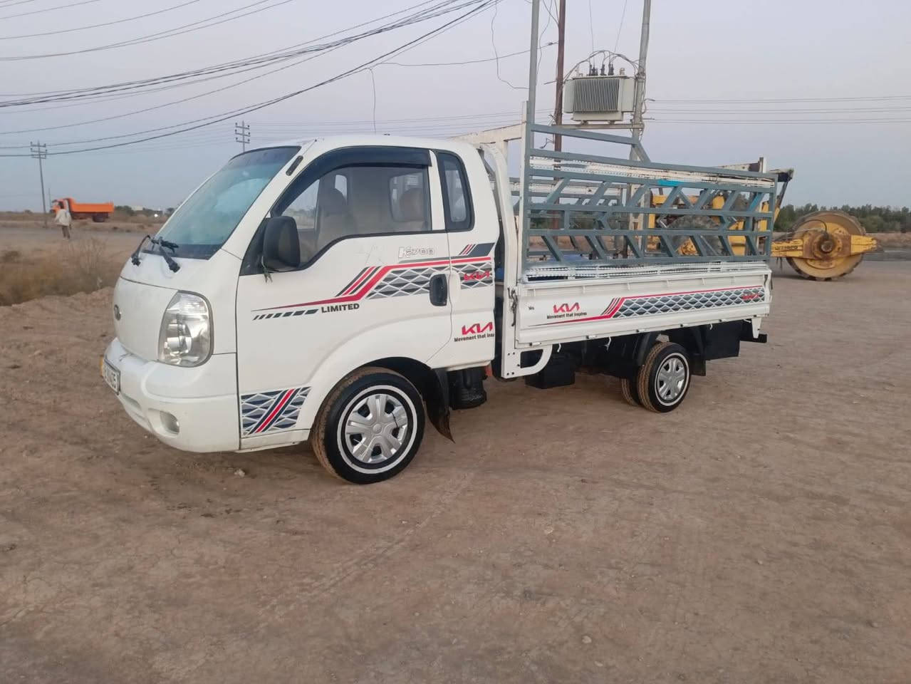 سلام عليكم سياره البيع كيه موديل 2010 رقم ذي قار نكليزي
سنويه 2030مجدده سياره جاهزه من كلشي

مكينه 2700 واكير واكسن شرط فحص

سياره مكفوله سعر 78 ورقة بيه مجال

المكان ناصريه ***********
