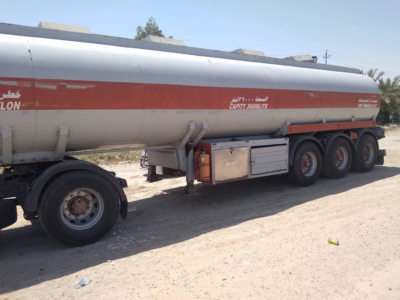 سلام عليكم
رينو للبيع موديل 2000   بم ونوزل بلادي  تانكي حرفش 
تكيال  +جي بي اس +تصريح أمني  
تخم تاير  راس+ وعربانه  
مكان  بغداد المحموديه 
مكلف بلنشر  رقم صاحب السياره ***********
