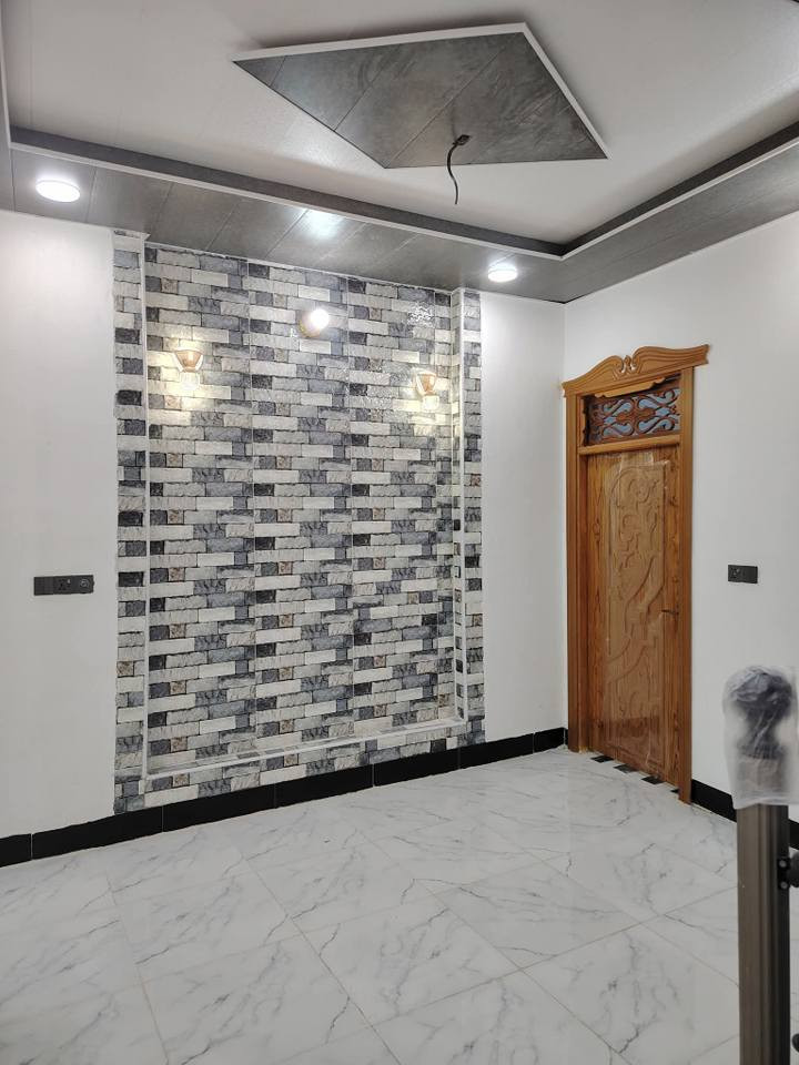 سلام بسعر 35مليون وبيه مجال 🙋‍♂️100متر شغل جناي 
#يعلن_مكتب_لاخوين_مقابل_قرية_لغدير_عمود291_مباشر

#بيت_100متر_مربعه  
#_قريبه_عله_شارع_لعام_ 

#بيت_طابو_زراعي_سند25

#سعر_35مليون_وبيه_مجال  

بناء حديث
غير مسكون
بناء ممتاز جدا 

 عنوان لبيت النجف 
#مقابل_ملحق_قرية_الغدير_مباشر 
يحتوي لبيت على+ غرفه1 +صاله +ستغبال +مطبخ +صحيات بلداخل +وصحيات بلخارج 

***********وتساب النجف, العراق
