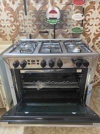 طباخ جديد مستعمل شي قليل السعر 350 راسلوني عل واتساب 07700043814