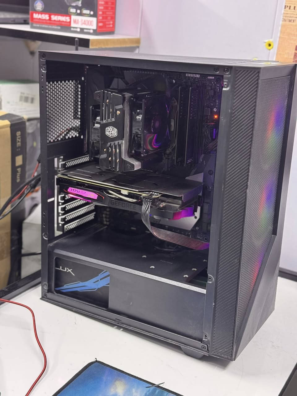 تحية طيبة ورمضان كريم علينا وعليكم 
تجهيز تجميعة لصديقنا من السماوة 
القطع جانن كلهن براندات معروفة و سعرها كلش عجبة 
I5 8600k
Z370 Aorus 
Ram 16 3200 
Gtx1660 Msi gaming x 
ssd256-hdd500 
Cpu cooler - cooler master 
P.s600w lux 
كلفته هاي التجميعة ٤٨٥ الف 
بالعافية عليه و يتهنى بيها 
#pc #كومبيوتر #لابتوب #العاب #تجميعات
عنوان المكتب كوت المشروع شارع الحاسبات مكتب MEGA-TECHNLOGY


**إذا كنت صاحب هذا الإعلان وتريد حذفه لأي سبب، رجاءا أرسل رسالة إلى الدعم الفني**