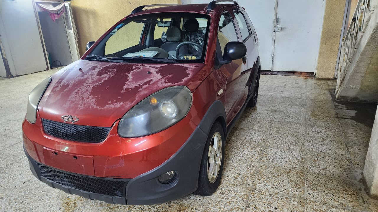 السلام عليكم شيري x1 ماشيه 22 اخت الزيرو السياره جديده وجاهزه رقم بغداد هزه ورقم جديد وجاهزه من كلشي  مكان السياره بغداد قرب مرور التاجيات السعر 54 والمكان بغداد قرب مرور التاجيات***********
