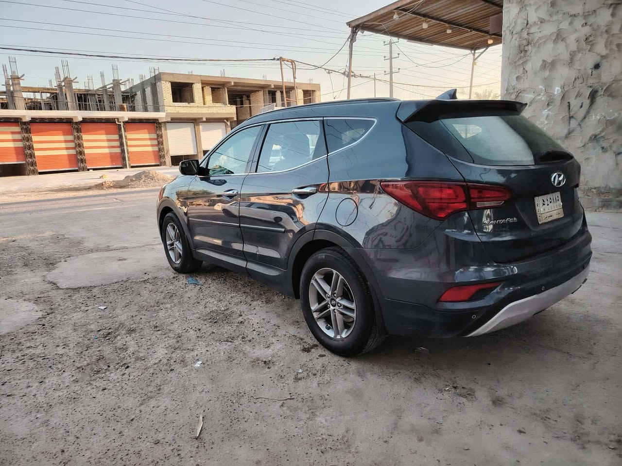 السلام عليكم
سنتافي 2017 امريكي بدون حادث كلين مكفوله كفاله عامه من الصبغ والتبديل بيه بادر بسيط بقبق الجنطه فقط ليبل واحد صور الحادث بالمنشور  بدون فتح ماشيه (68)الف مايل نظافه 100% مشترية من المستورد نفسه رقم بغداد مشروع وطني كير ومكينه وحداديه تبريد تدفئه تخم تاير جاهزه وجديده 
مواصفات سبورت 
مكينه 2400 جي دي اي بلاديه بدون فتح 
خمسة راكب 
لون مميز 
شاشه كبيره بلاديه 
كامرا 
كشن كهربائي 
داخل بيج 
ثلاث وضعيات قياده 
وباقي المواصفات المعروفه 
مكاني بالحله 
السعر 143  وبيه مجال 
***********
