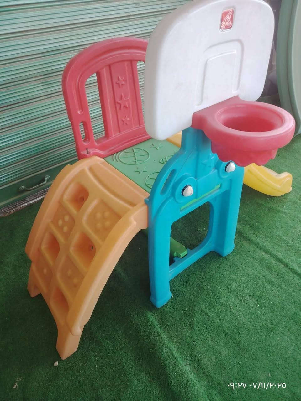 بسم الله وعلى بركة الله 
سحسيلة اطفال مع تسلق و رنج كرة سلة 
 صناعة أمريكية ماركة step2 الاصلية بحالة ممتازة جدا 
مناسبة من عمر 1.5_6 سنوات

📍موقعنا الزرقاء الهاشمية بالقرب من إشارة الزنيه 
دوام المحل جزئي يرجى التنسيق المسبق 📍

#العاب_روضه #العاب_روضات #العاب_حضانه #العاب_حضانات #العاب_خارجية   #step2 #little_tikes #slide   
      #كوخ_العاب #كوخ_اطفال #العاب_امريكيه   #طاولات_اطفال  #مطبخ_اطفال #سيارات_اوروبية #انشطة_صيفية #كوخ_فلة #بيت_فلة #بيت_بلاستيك_للاطفال #منزل_اطفال_بلاستيك #منزل_فلة #بيت_العاب #كوخ_العاب #كوخ_باربي #بيت_العاب_باربي #سحسيلة_سحسيله_زلاجة_سحسولة_زحليقه_اصلية_ماركة_عظم_مع_كوخ_بيت_كبيرة_سيفتي_امنة_للاطفال #سحسيلة_اصلية_كبيرة_للروضات_للحضانات_للاطفال_امريكي_مستعمل_الاردن_عمان_اربد_ابو_متعب_الزرقاء_العاب #العاب_ماركات_عالمية #مغامرات_اطفال
#سحسيلة_امنة_سيفتي_امريكية_اوروبي_للبيبي_للاطفال_شكل_مميز_حجم_ممتاز_للحضانات_للاطفال_داخلية_خارجية


**إذا كنت صاحب هذا الإعلان وتريد حذفه لأي سبب، رجاءا أرسل رسالة إلى الدعم الفني**