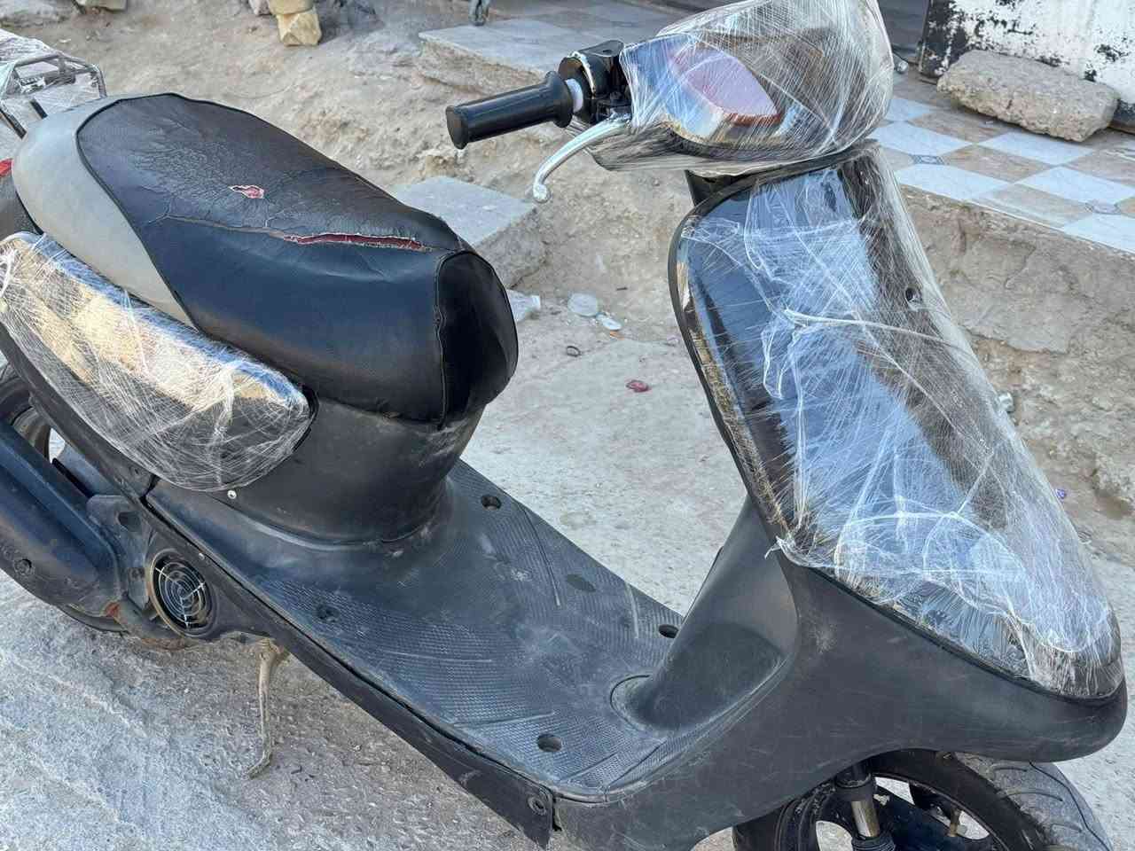 سلام عليكم دراجه منغولي للبيع مفتوحه 
سعره 250 شراي يتصل ويراسله وتساب  ***********
مكاني ناصريه مركز مدينه 
انه مكلف بل نشر
