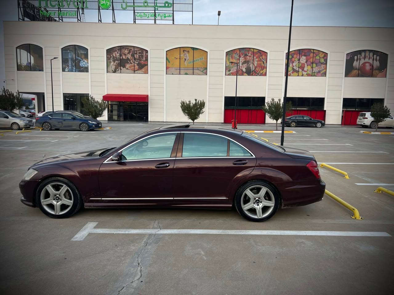 ‎سەرەتا بەناوی خوای گەورە فرۆشتن مارسیدیز بێنز

Mercedes Benz S500 AMG
‎بۆیاخ٢پارچ بۆیاخ بێی داخیل لێدران بەشەرت
‎بێ چاڵ بێ شوخت 
‎
‎مۆدێل 2009🔸
‎سەیارەكە ساغە بۆیاغە دعمو لێدران بەشەرتە🔸

‎قەپات مواسەفات🔸
‎سلایت🔸
‎دەرگا شەفت دەگارلارج سنوق شەفت🔸
‎٣پەردە بیلادی🔸
‎جام پۆلۆ رایسو فۆتۆ بیلادی🔸
‎دەبلەكانی هەواین بەرزو نزم ئەكرێت وەسپۆرتە🔸
‎شاشە گەورە و گێچ ئەلەكترۆنی كامل حاسە🔸
‎ كوشن جلد و سارد و گەرم مەساج و خەزن🔸
‎لایتەكانی پێشەوە عەدەسەیە بیلاد عەدەسە زینۆنو لیدە
‎لایت لەگەل سوكانا پێچدەكاتەوە و بەرزو نزم دەكات🔸
‎سیستەمی دەنگی burmester 13 مكەبەرە🔸
‎٦ سیدی و تەبریت مەركەزی و سنوق كارەبا🔸
‎زۆر زۆر تازەیە كامل سێرفیز كراوەتازە🔸
‎ژمارە تەلفون ***********📞 🔸 أربيل, العراق
