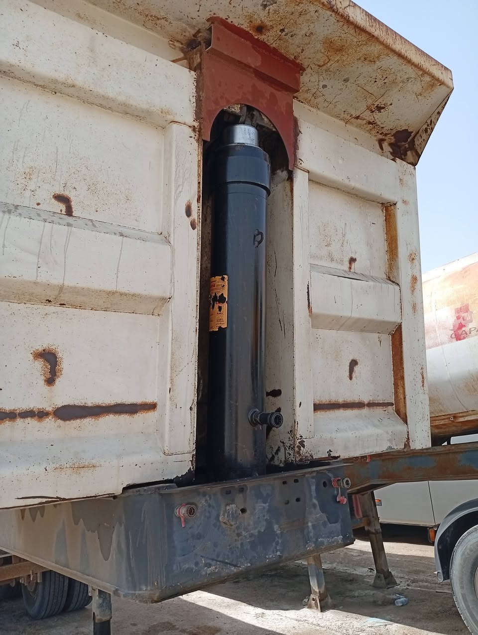 ونج للبيع طولة متر ونص  البستن الخامس يذب دهن سعره 650 وبي مجال العنوان البصرة


**إذا كنت صاحب هذا الإعلان وتريد حذفه لأي سبب، رجاءا أرسل رسالة إلى الدعم الفني**