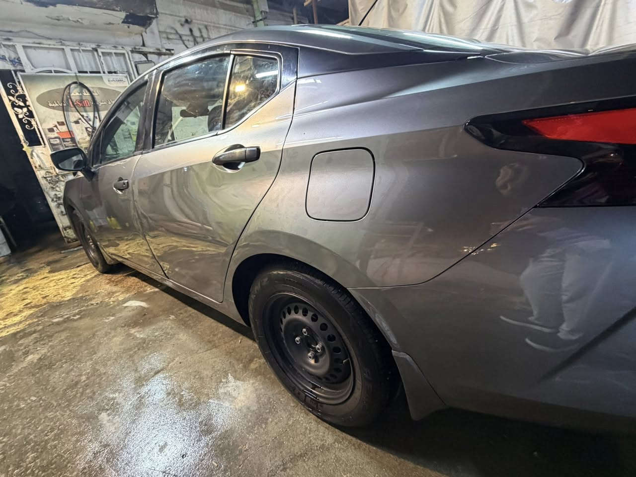 فيرسا 21 ماشيه 55 ألف سياره جديده رقم بغداد
***********
