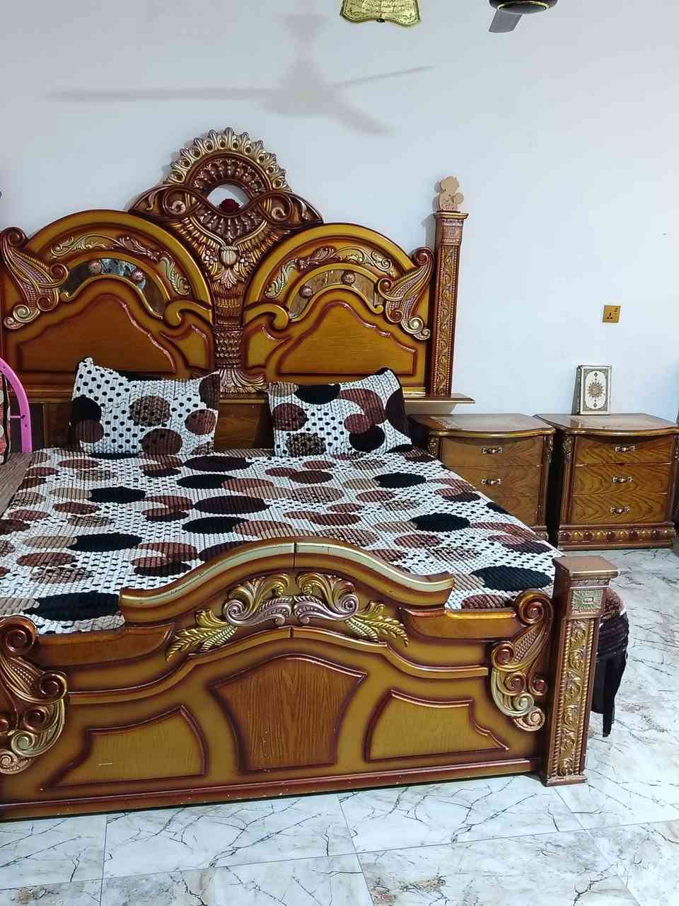 غرفة صاج مستعملة العنوان بغداد حي الجهاد السعر ٧٠٠ وبيها مجال قليل رقم الهاتف ***********
