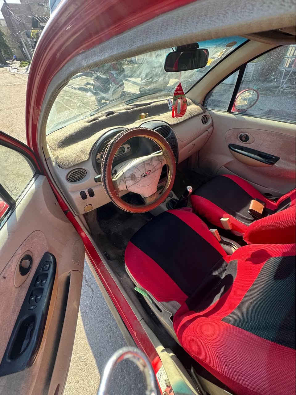 كيو كيو. ١٢ مكينه كير جدد سياره جاهزه سعرها ٢٣

*********** بغداد, العراق
