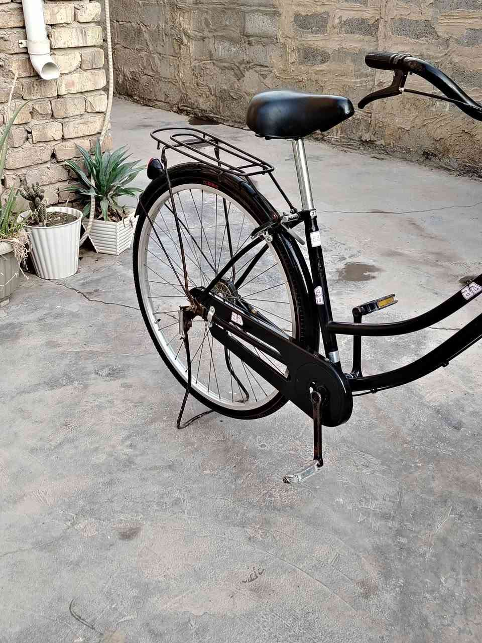 السلام عليكم باسكل ياباني للبيع حجم 27 نظيف السعر 65 بي مجال قليل مكان الفلوجه الاستفسار خاص ***********
