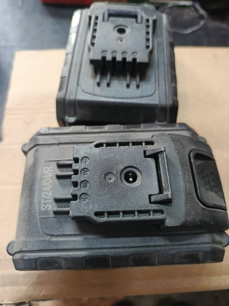 بطاريه جديد غير مستخدم
اصلي  شرط شغال  شرط فحص امام مندوب قبل استلام
توصيل كافت محافظات العراق


**إذا كنت صاحب هذا الإعلان وتريد حذفه لأي سبب، رجاءا أرسل رسالة إلى الدعم الفني**