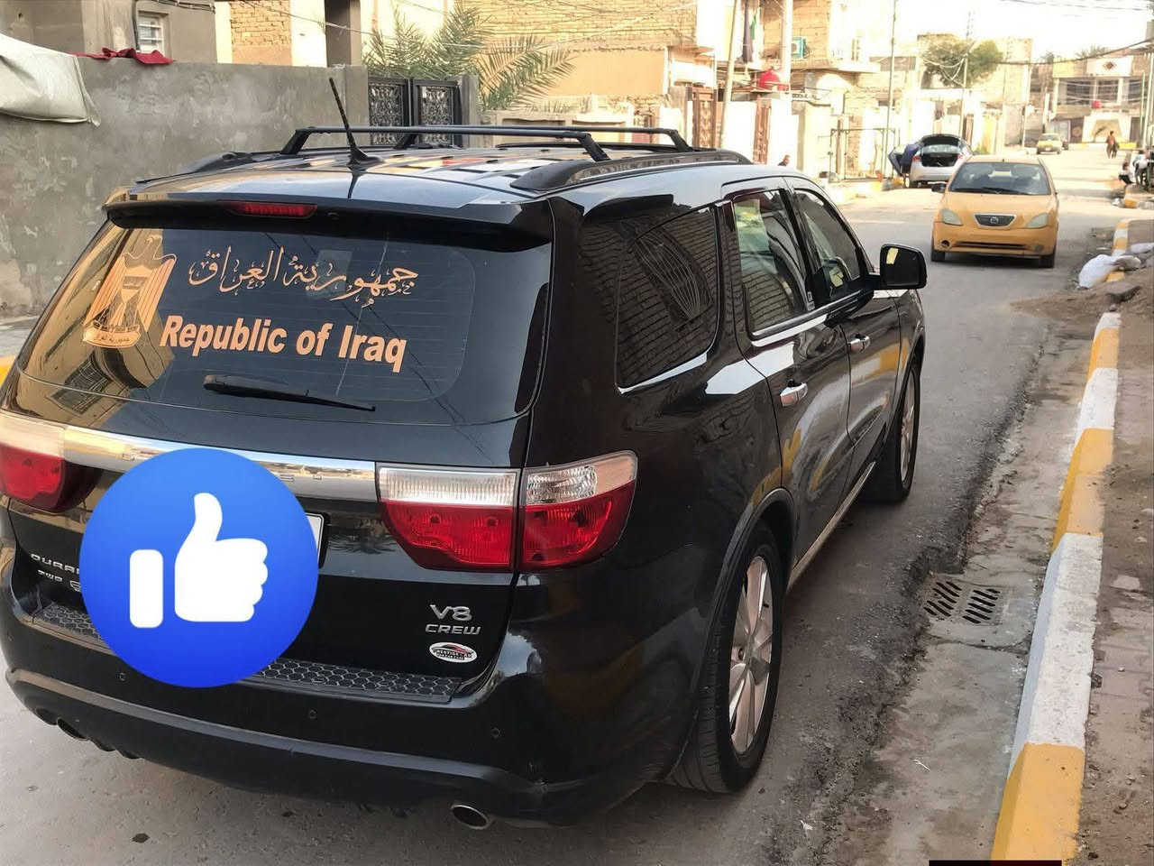 سلام عليكم
دورنكو ١٢هيمي رقم اربيل كفالة عامة وراد كندي 
فورويل ملغي 
فول واحد على واحد
مكينة كير اكسن حدادية تبريد كله جداد ع شرط 
بيه دحجة  كد شبر باب خلف سايق فقط بعده. على وضعه 
 بيع او مراوس 
سعره175بيه مجال 
للاستفسار ***********
