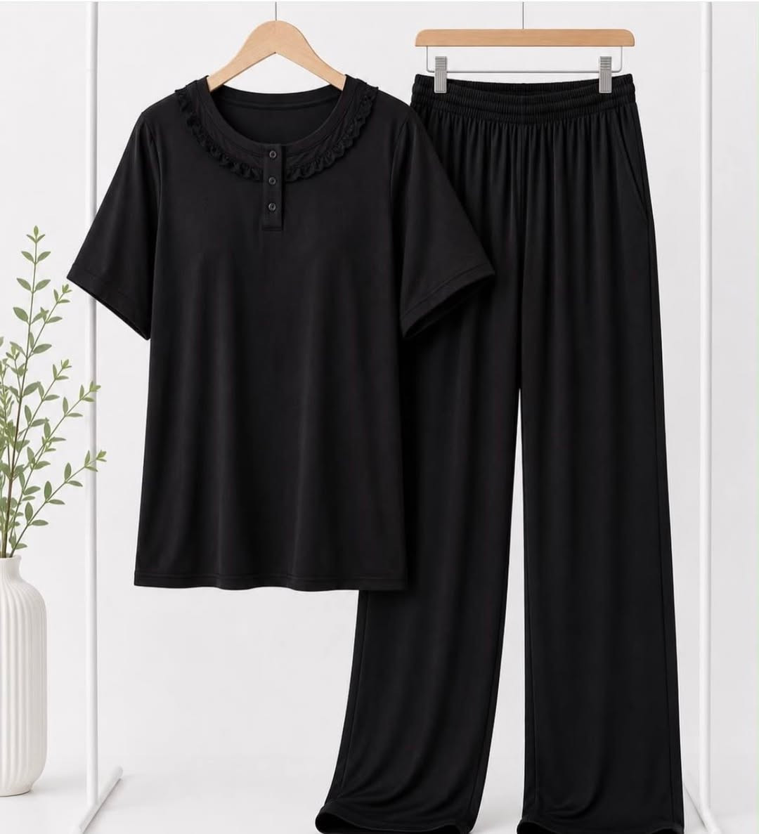 سواد فاحم كوالتي عالي سعر ٩ قياسات Lxlxxlxxxl


**إذا كنت صاحب هذا الإعلان وتريد حذفه لأي سبب، رجاءا أرسل رسالة إلى الدعم الفني**
