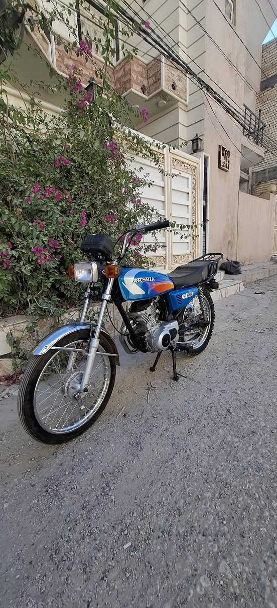 سلام عليكم دراجه البيع  مكينه صلي ملحه  نضيفه وجاهزه مابيها اي خلل لا نضيح لا تبخير شلعه فصله دراجه كلك مكفوله غراض نضيفه ويل جديد تانكي جديد روح وين مايعجبك مكاني كربلاء  حي العباس الشراي ع رقم الهاتف ***********
