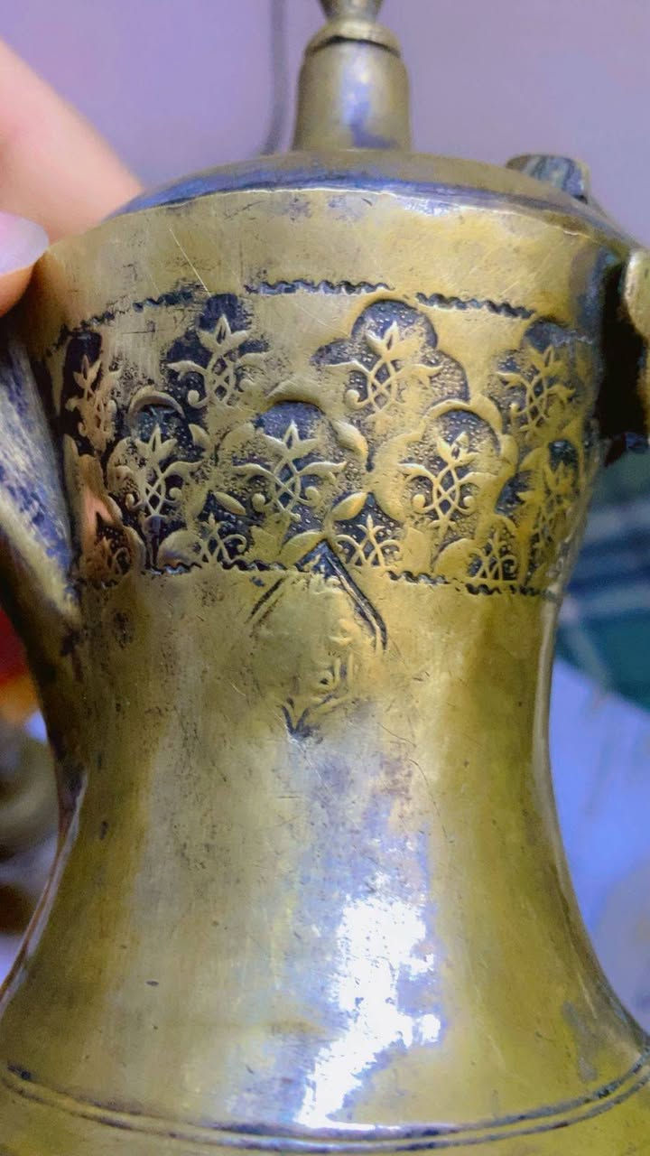 دلال نحاس وحدة بيه زرف صغير والثانية مابيه محكان مالصب للبيع شلع


**إذا كنت صاحب هذا الإعلان وتريد حذفه لأي سبب، رجاءا أرسل رسالة إلى الدعم الفني**