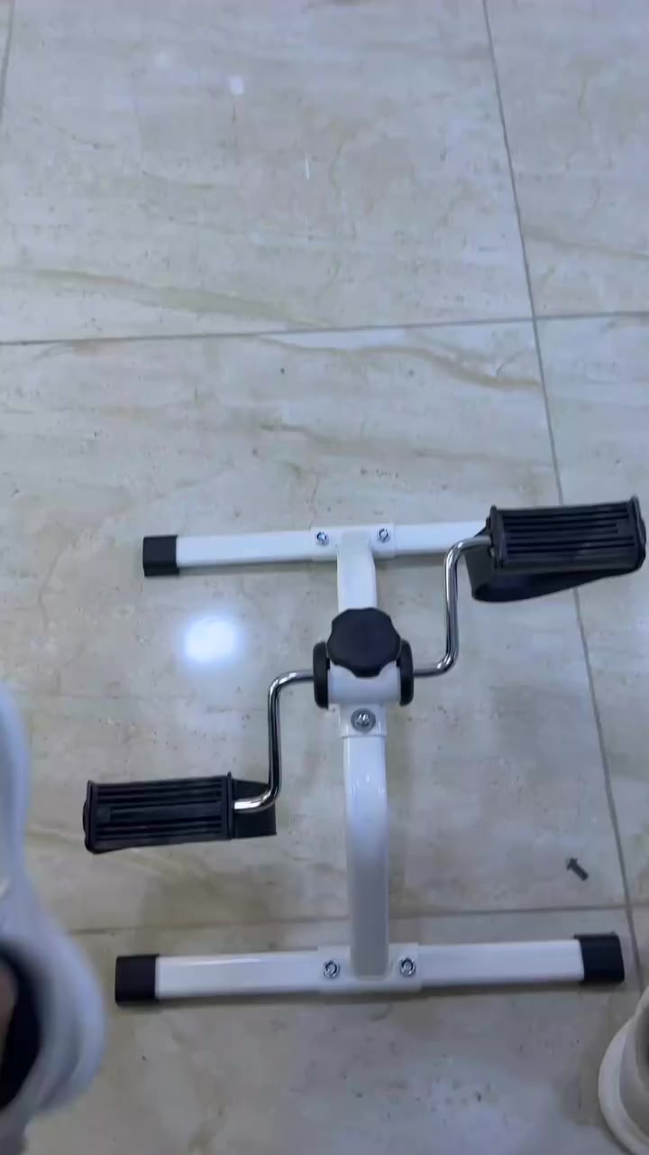 👣 "حرك رجليك وانت مرتاح بالبيت! 💪"
جهاز تمارين القدم 
20 الف


**إذا كنت صاحب هذا الإعلان وتريد حذفه لأي سبب، رجاءا أرسل رسالة إلى الدعم الفني**