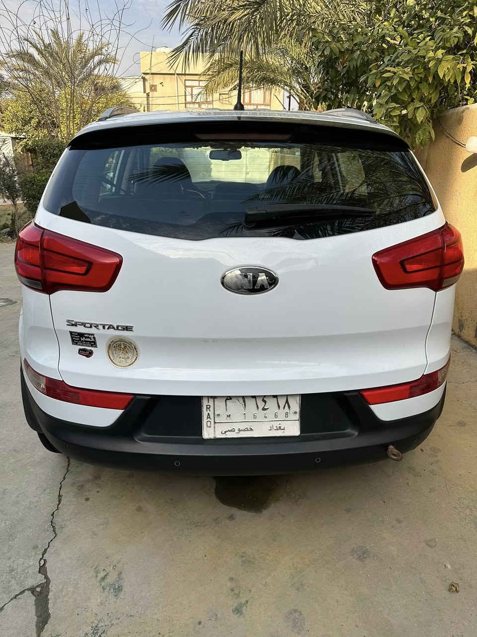 السلام عليكم للبيع سبورتج موديل 2015/خليجيه بدون صبغ مكانه بل يوسفيه( معرض الأمير) *********** أبوأحمد
