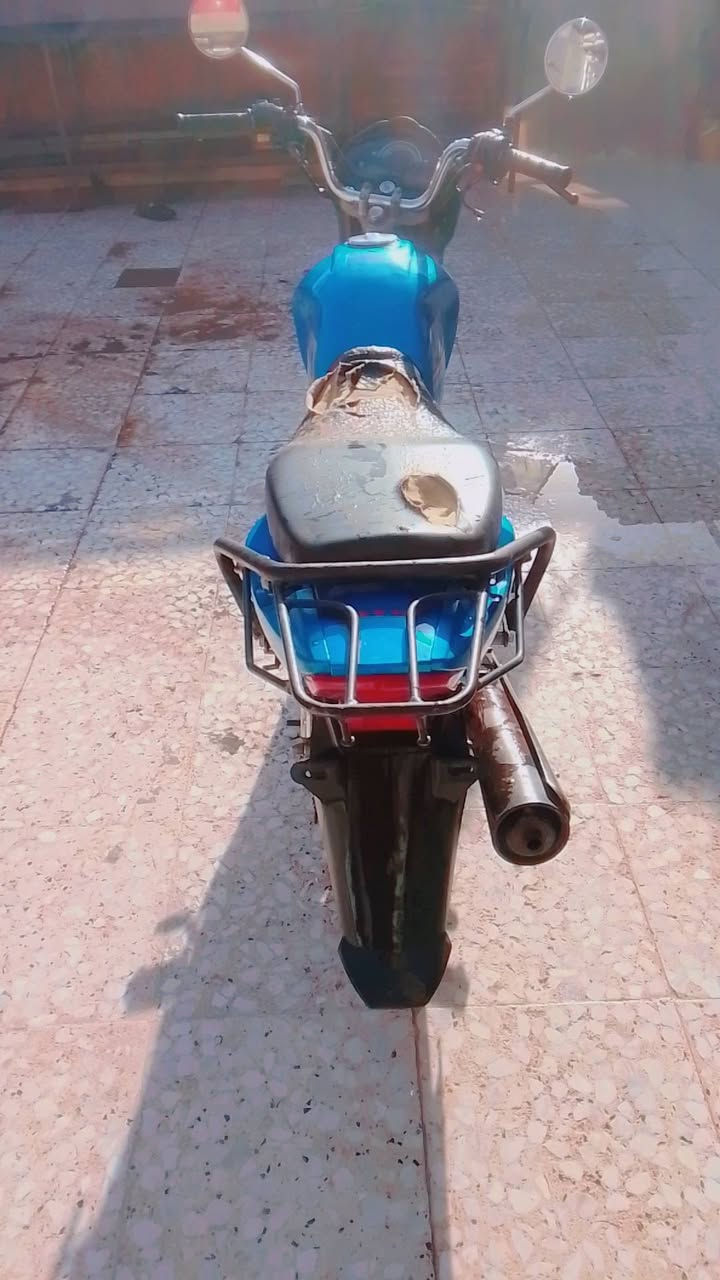 سلام عليكم بيعه مستعجل دراجه للبيع مديل 21 دايوان صيني ربعه كير دراجه خير من الله مكينه بيها بدايه تبخير كهربايات كامله سعر 450وبيها مجال شراي هاذ ينتصل او واتساب ‏‪***********‬‏ بغداد النهروان 
ملاحضه مو شراي لا ينتصل
