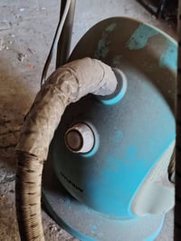 مكواة بخار • خزان مي كبير • مستعملة