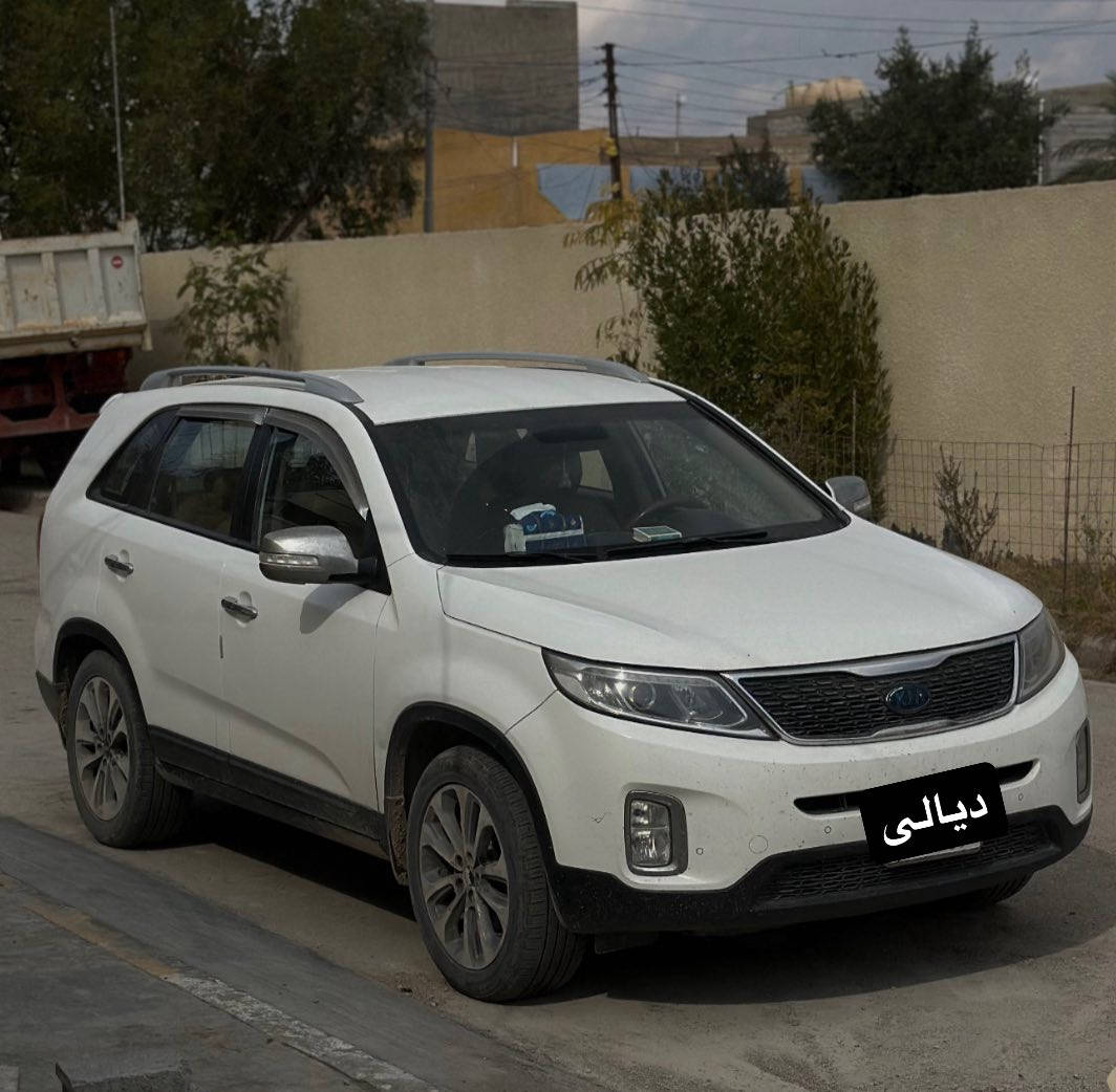 سلام عليكم ، سورنتو موديل 2015 ستة سلندر (V6)  وارد خليجي فول مواصفات عدا البانوراما رقمها ديالى للبيع مكانها ديالى.
‭(٠٧٧٢ ١٣٦ ٧٣١١‬)
