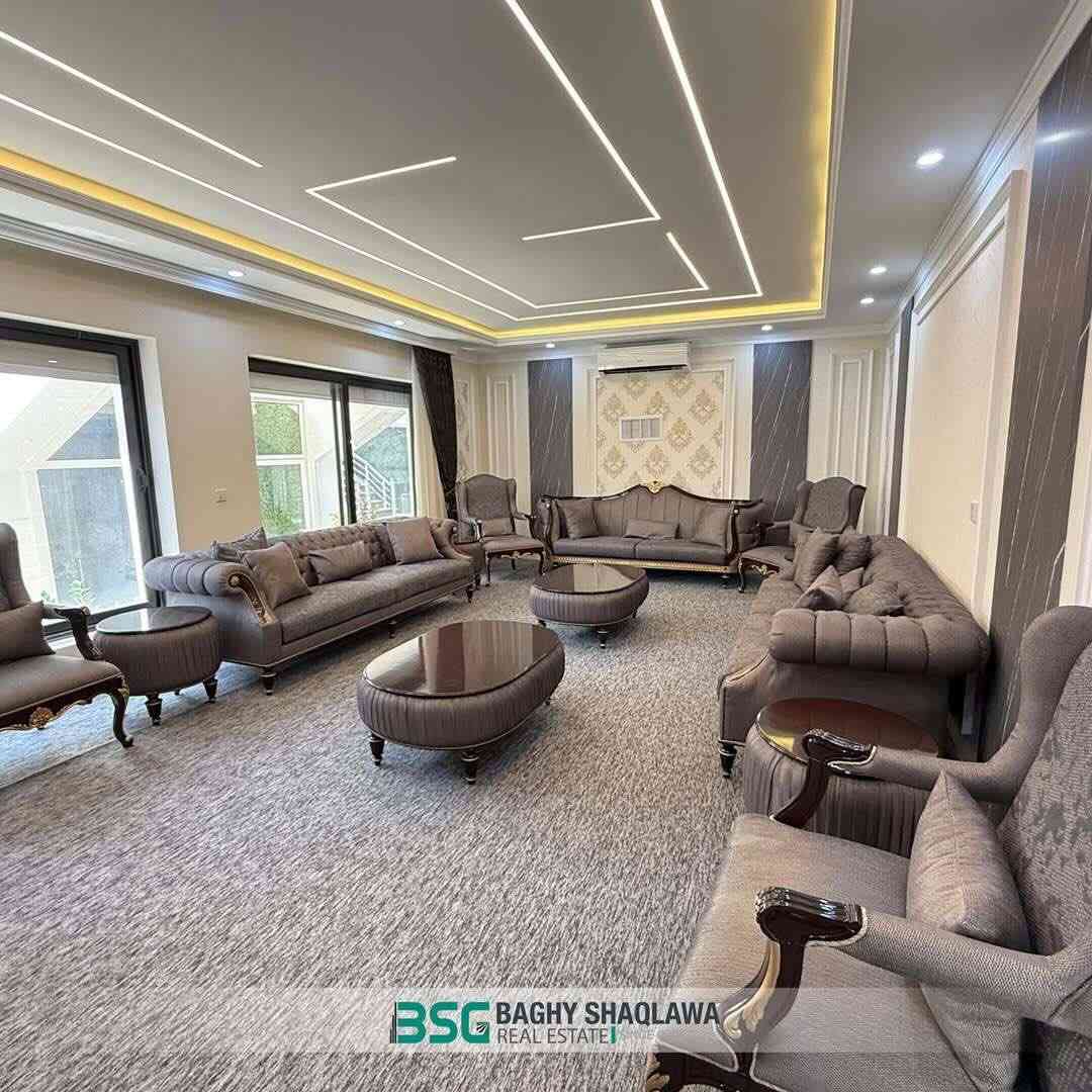 🏡 ژیانێکی شاهانە و پشوویەکی ئارام لە بانەمان! 🌿

بۆ ئەو کەسانەی بەدوای ناوازەترین باغ و شوێنی حەوانەوەدا دەگەڕێن، ئەم موڵکە ناوازەیە لەسەر ڕێگای کۆنی پیرمام ئێستا بۆ فرۆشتن بەردەستە.

✨ تایبەتمەندییەکان:

📐 ڕووبەر: 3000 م2 (خانووی 250 م2).

🛌 ناوخۆ: 6 ژووری نووستن، هۆڵ و پێشوازی گەورە، چێشتخانەی مۆدێرن.

🛀 خزمەتگوزاری: 5 گەرماو + جاکوزی بۆ حەوانەوە.

🏊 مەلەوانگە: ڕووبەری 250 م2 بۆ خۆشییەکانی هاوین.

🎡 یاری منداڵان: شوێنێکی تایبەت و پارێزراو بە ڕووبەری 250 م2.

❄️ کوالێتی: سیستەمی پەردەی زیرەک، دکت موبەریدە، شۆمینە، و گلاس ڕوومی ناوازە.

🍖 کاتە خۆشەکان: شوێنی تایبەت بە باربیکیو و باخچەی ڕازاوە.

🛋️ تێبینی: باغەکە بە کامل ڕاخراوی (مۆبیلیات) دەفرۆشرێت.

💰 بۆ زانینی نرخ: کۆمێنت بکە یان نامە بنێرە، ڕاستەوخۆ نرخەکەت پێدەگات.

🔸 ⚜️ 🔸 ‏◈ ━━ ◆ ━━ ◈ ‏✨ 🔱 ✨ 

🏡 فرصة لا تكرر.. مزرعة ملكية للاسترخاء في بانمان! 🌿

لمحبي الفخامة والهدوء، نعرض لكم مزرعة متكاملة المواصفات على طريق مصيف بيرمام القديم، مصممة بأعلى المعايير.

✨ المواصفات الرئيسية:

📐 المساحة الكلية: 3000 م2 (مساحة البيت 250 م2).

🛌 التصميم الداخلي: 6 غرف نوم، صالة واستقبال واسعة، مطبخ مجهز.

🛀 الراحة: 5 حمامات + جكوزي خاص.

🏊 المسبح: مسبح خارجي كبير بمساحة 250 م2.

🎡 ترفيه الأطفال: مدينة ألعاب خاصة بمساحة 250 م2.

❄️ التكنولوجيا والتدفئة: ستائر ذكية، دكت مبردة، شومينة (مدفأة)، وغرفة زجاجية (Glass Room).

🍖 الأجواء الخارجية: مكان مخصص للشواء (باربيكيو) وحدائق خلابة.

🛋️ ملاحظة: المزرعة تباع مؤثثة بالكامل بأرقى الأثاث.

💰 للاستفسار عن السعر: اترك تعليقاً وسنرسل لك كافة التفاصيل مباشرة.

📞 بۆ پەیوەندی :
📞 للتواصل والاستفسار :

📞 هەڵمەت شریف : ***********
واتسئاپ 👈                https://wa.me/+9647505565454 
——
📞 محمد عبدالله : *********** 
واتسئاپ 👈          https://wa.me/+9647505209393 
——
#عقارات #باغی_شقلاوە #BSG #Baghyshaqlawa
