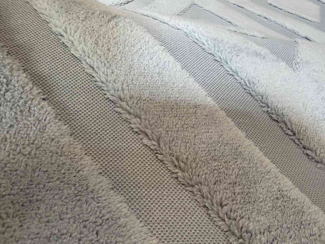 مدة بوهيمي 4 متر درجه اولئ 
سعر الزوج 40  الف
توصيل كل المحافظات


**إذا كنت صاحب هذا الإعلان وتريد حذفه لأي سبب، رجاءا أرسل رسالة إلى الدعم الفني**