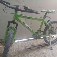 بايسكل حجم ٢٠ ياباني اصلي السعر ٢٥ مكان بغداد الجديدة 07721944732