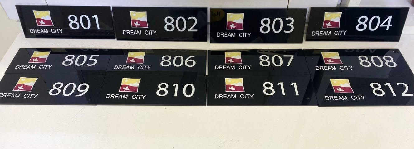 السلام عليكم زبائننا الكرام

في مجمع بسماية السكني 🏬🏬🏬🏬

في البداية نتأسف لانقطاعنا عليكم وتاخيرنا في تجهيز طلباتكم من لوحات ابواب الشقق ولكن كان السبب من اجلكم لنقدم لكم الافضل

ونعلمكم بتوفر القطع وبطباعة جديدة طبع عالي الدقة وبارز وضد الماء والشمس وباستطاعتكم غسلها ومسحها دون ضرر
❤️👍

للاستفسار والحجز  واتس ***********
