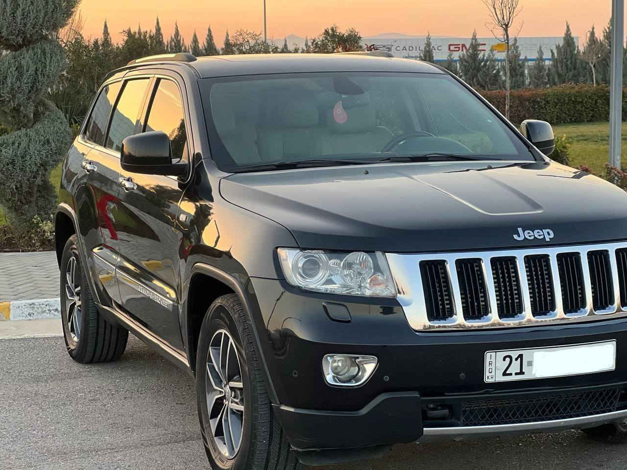 جێب لاریدۆ 2013 مواسەفات لیمتد 
فول مواسەفات خەلیجی سفری ئێرەیە 
ناو زەرد ( کوشن جلد کارەبای سارد و گەرم و خەزن) -
پانۆڕاما - 
 کوشنی دواوە هیتەرە - 
کامێرا-لایت زینۆن - شەغال - 
دەبل ئەکسل -حاسە -تەحدید سرعە
 دەسکی دەرگا بەسمە - دەبل ئەکسل - 
پارچە و پەڵەیەکی بۆیاخە پێش و دوای کەپسە
 سەنەوی تا 2029 تازەیە 
٤تایە و ویلی نوێی لەسەرە لۆک

سـعـر : لە کۆمێنت داوابکە ڕاستەوخۆ بۆت دێت 📥 

گێڕ و مەکینەو کارەبای بە شەرت نەکراوەتەوە -
هیچ کێشەیەکی تێدا نییە 

ژمارەی خاوەن سەیارە 

***********
لە سلێمانیم
