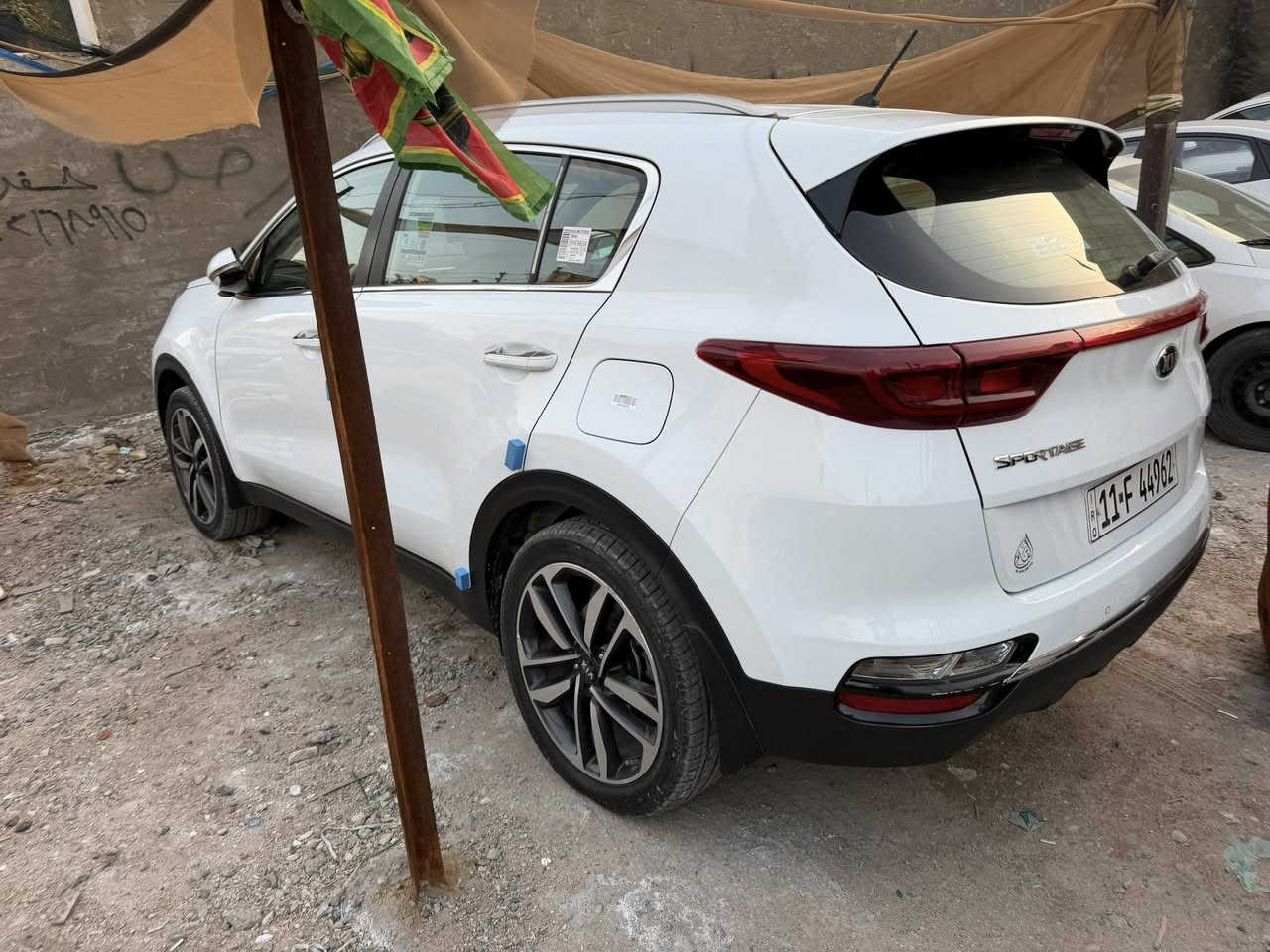 سلام عليكم سبورتج 2019كفاله عامه ماشيه 107الف سياره جديده خير من الله مكاني بغداد الدوره السعر 196 وبيه مجال بسيط ***********
