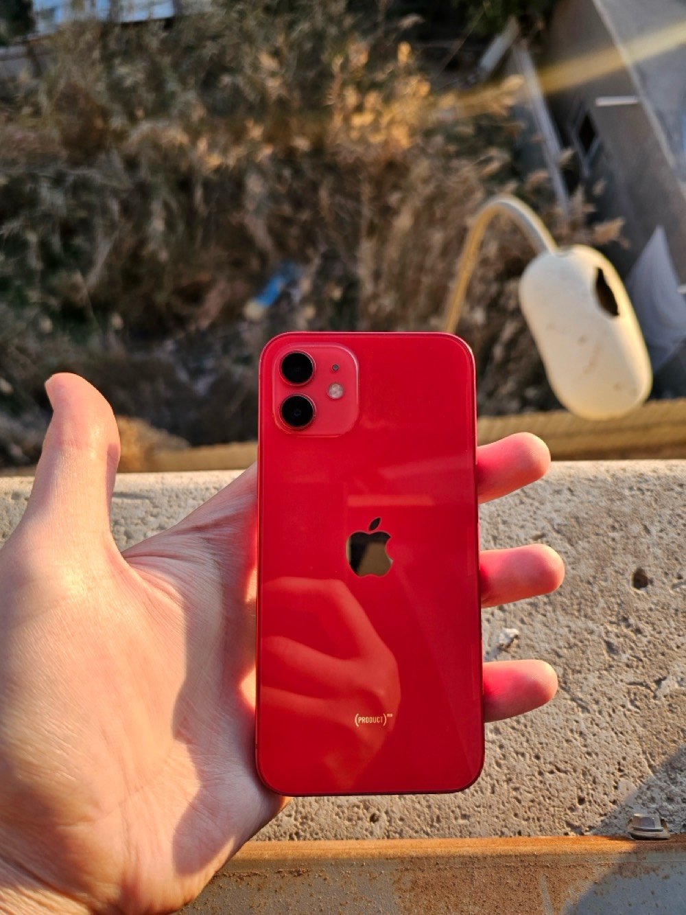 ايفون 12 العادي سعر جوه السوك وبي مجال بسيط  ذاكره 64 اللجهاز عل المصنع كلشي ممبدل بي بطاريته 77 مالت المصنع ممبدله هاي الخدوش ع الشاشة لاصقه 
فول موصفات شخطه ما بي اني جنت استخدمه بس للاتصال لان عندي ايباد للالعاب مكاني بغداد سبع ابكار 
راسلني واتساب فقط 