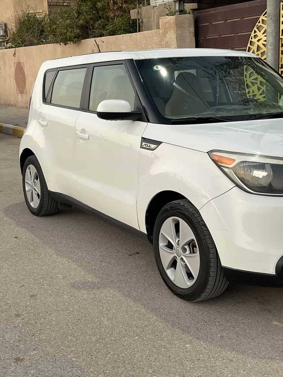 السلام عليكم ورحمه الله وبركاته
للبيع صول موديل 2016وارد امريكي مكينة 1600
السونار مرفق مع الصور سياره جاهزة وخير من الله 
السعر 98 $ الشراي يتصل على الرقم ***********
