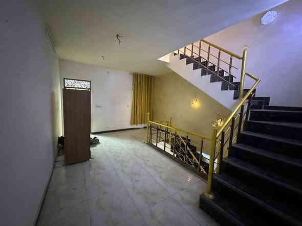 #للايجار______في_______السيديه

بيت مساحه 130 متر  مدخلين  موقع مميز شارع عرض 15 رصيف  2 متر يتكون من

غرفتين نوم ( سويتات ) مطبخ صاله هول حولي وخدمات صحيه  عدد 3 وكراج

#الايجار مليون وربع

للاستفسار الاتصال على الارقام التاليه 

***********

***********
