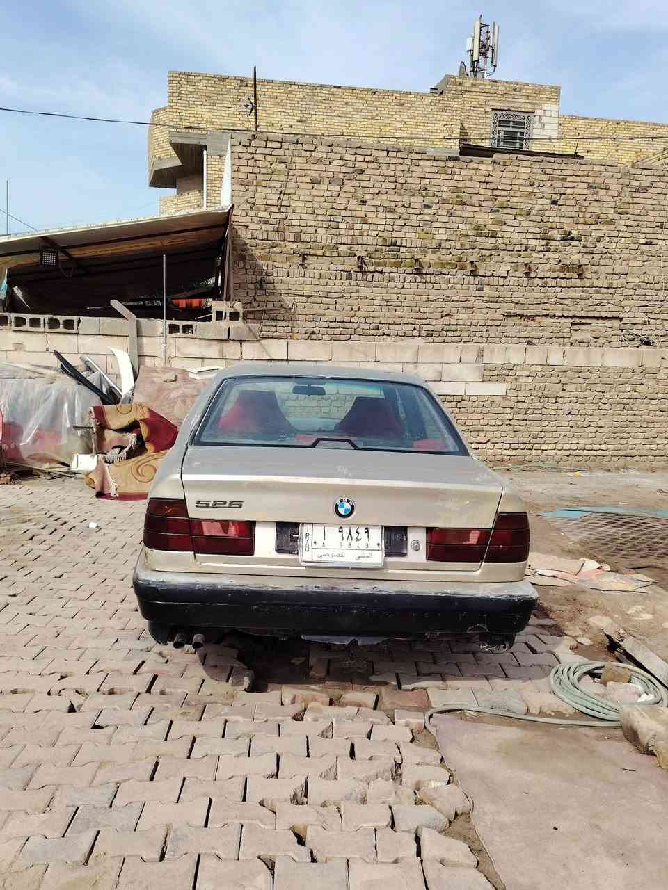 السلام اعليكم
بيئم. لبيع او مراوس حسب القناعه 🧿
525
محرك 20 
سياره مال تعمير
رقم مثنى
سياره كدام عينك تريد ترتيب
مجال ماكو نعمر السياره
تبريد ما فاحصينه 
مكاني ديوانيه ***********
