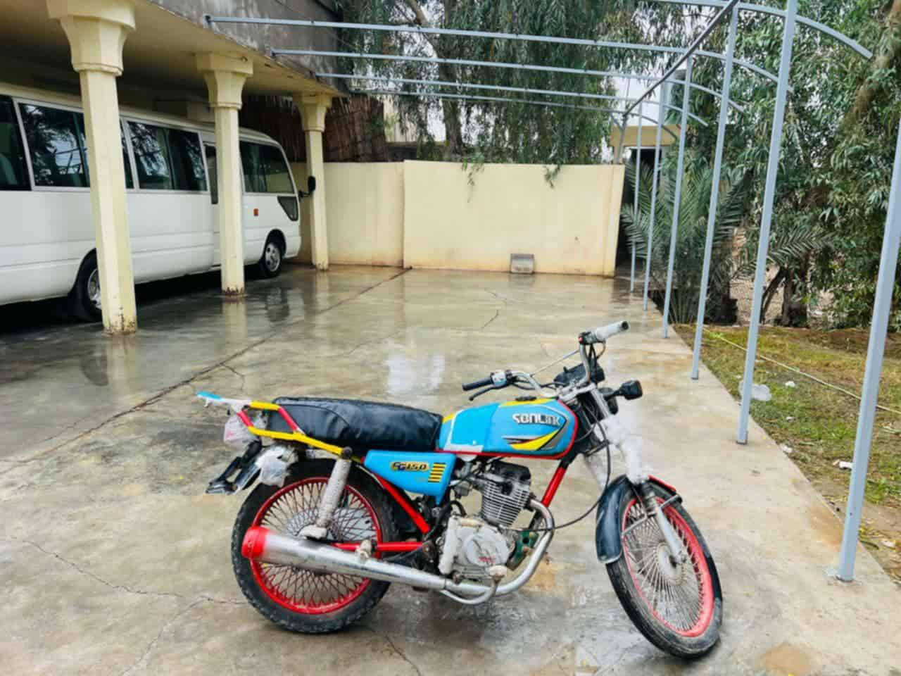 سلام عليكم موطور للبيع=4 گير موديل 2018 شقال أول هندر مجفت جديد ما بي لا صرف ولا بخار كهربائيات شقالة السعر خاص. للأستفسار أكثر أتصل على رقم *********** ملاحضة يرهم مراوس حسب الاتفاقية   
وقت المدرسة لا تخابر.      ...............
