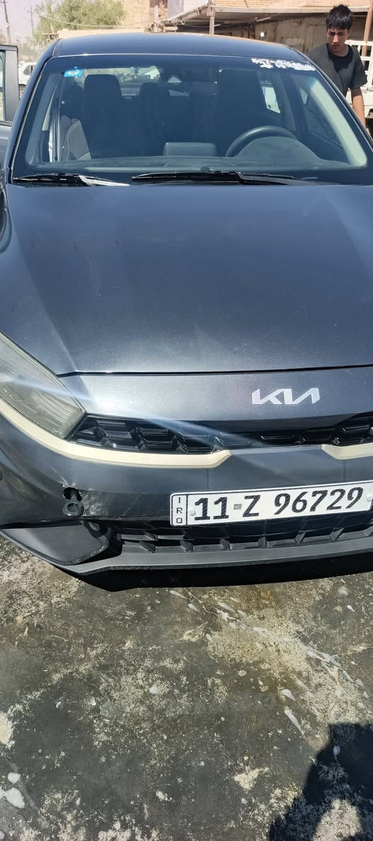 السلام عليكم ورحمة الله كيا فورتي
موديل 2024السعر 125بيع مستعجل بدون عملة 
بيها اربع قطع ابيع حزام الشراي يتصل ‏‪***********‬‏
