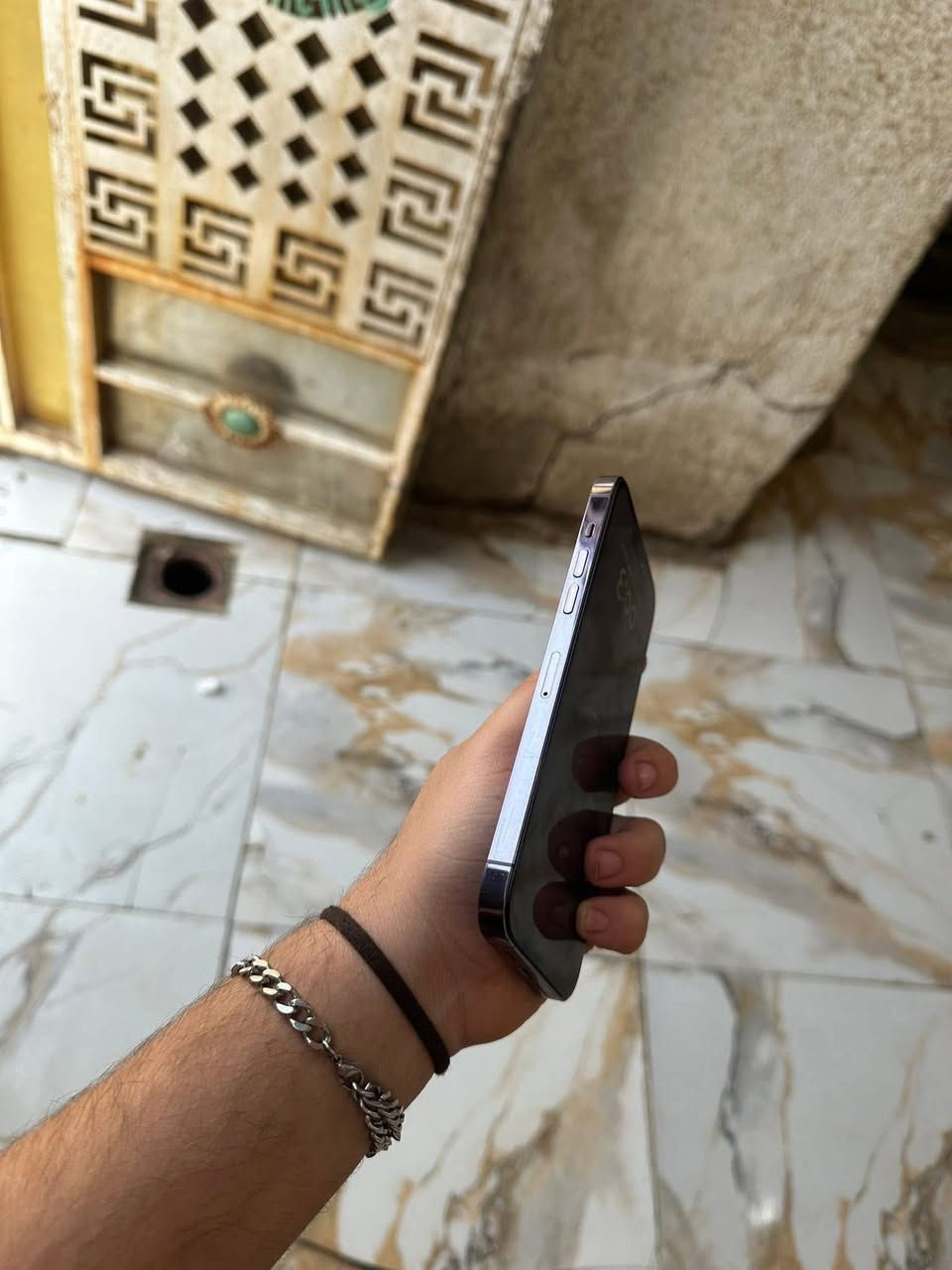 مكلف بل نشر اني ومموجود خاص هاذا رقم صاحب الجهاز

***********
ابفون 14برو ماكس ذاكره 256
بطاريه83 شحن شرط الضمان
شرق اسوط دبل خط انتبه دبل خط يعني ياخذ سيمكرت2
الجهاز مكفول كفاله عامه 
الجهاز ممبدل بي اي شي فقط مو وتر 
كلشي موضح بل منشور اخوان مكاني 
الرمادي التاميم وسعره قفله قفله نهايته 750الف
