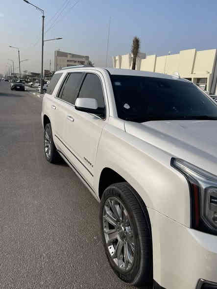 يوكن دينالي 2017  رقم بغداد الحادث تقرير غرق معروفه مواصفات الدينالي يعني فول للاخير محرك 6.2  
لون ابيض صدفي السياره حلوه و كلش جديده مصروف عليها هواي  رايدها ب 350 و بيها مجال ***********
