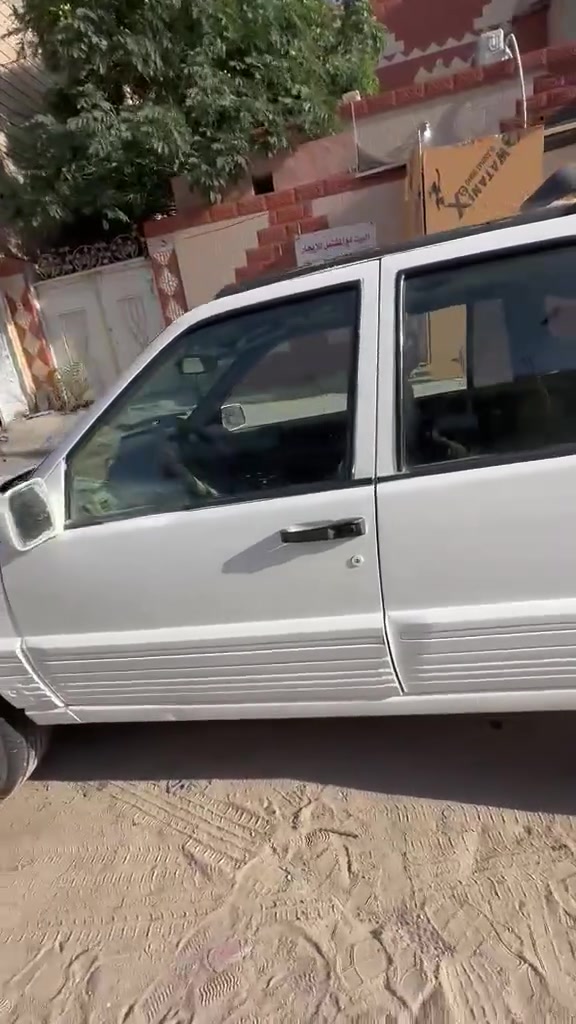 البيع جيب شيروكي موديل 95مكفوله من العيب الشرعي والاصوليات رقم بغداد سنوية تنتهي ب28
سياره جاهزه من كلشي 
تخم تاير جديد 
كهربائيات شغاله 
سياره مصبوغه صبغ عام جماليه فقط بدون ظربه
#السعر40 وبيه مجال بسيط حق الجيه وشكرا  

مكاني ناصرية مركز ***********
