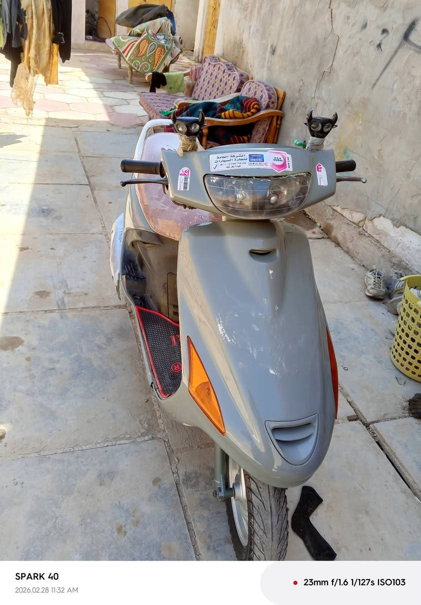 سلام عليكم دراجه فراشه البيع حاويه سعر 675وبيها مجال بصيط بيها مكاتبها بسمي رقم ***********
