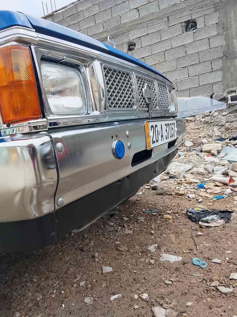 السلام عليكم بيكب للبيع موديل 1991 معمره جديد المكينه والكير حاوية السيارة كلش حلوة ومتعوب عليها تخم تايرات جدد كير اوتوماتيك رقم ديالى بسم جاري تحويل مباشر السعر 39 العنوان بغداد البياع هاتف ***********
